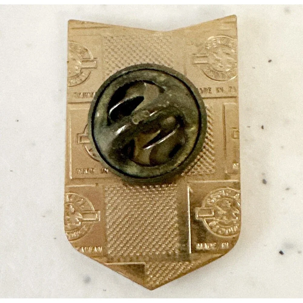 Budweiser Rocky Mountain Elk‎ Foundation Member Lapel Pin wildlife conservation